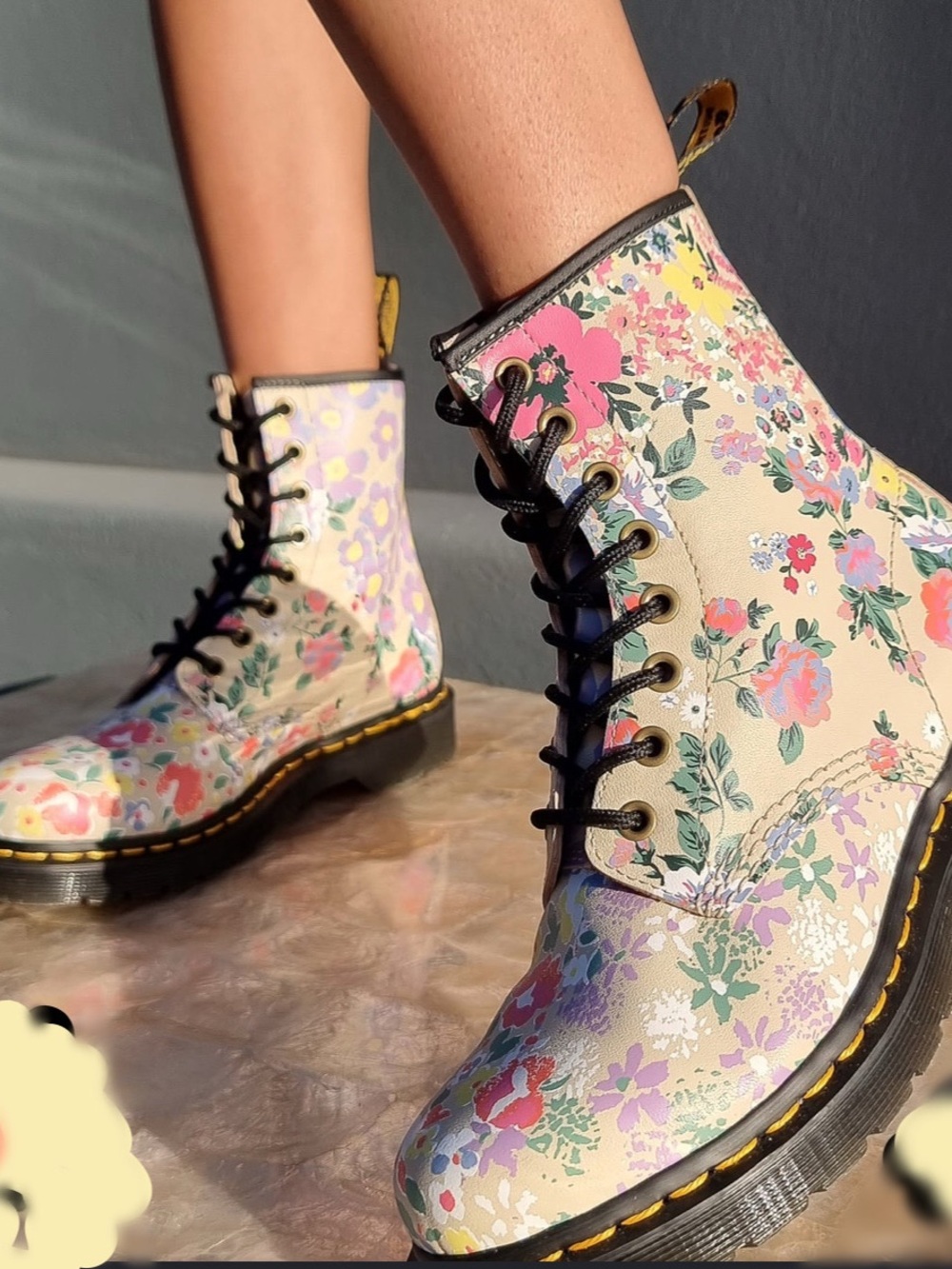 NEW Dr. Martens 1460 Floral Mash Up Boots – Parchment Beige 8
